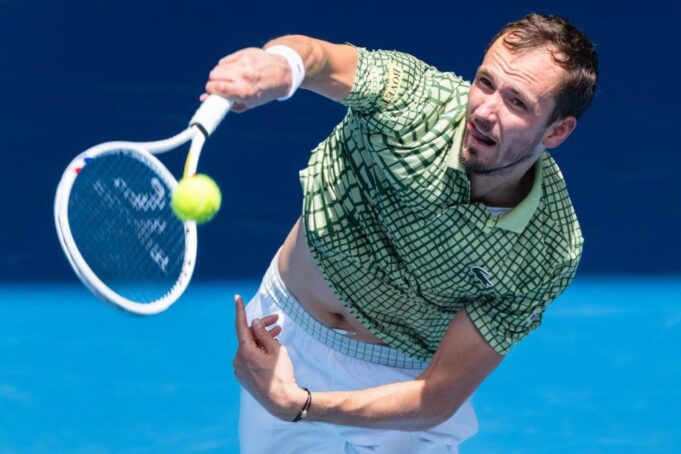 TENISKI TURNIR U DUBAIJU: Medvedev i Ože-Alijasim u četvrtfinalu