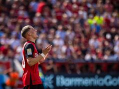 LIVERPUL OBARA SVE REKORDE! Završen je transfer leta: Sjajni napadač stiže na Enfild za 150.000.000 evra! DJrwQNPe
