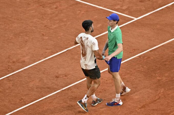 REMEK-DELO TENISA: Karlos, Janik, izvinite što smo poverovali da ovaj meč nije stvarnost!