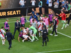 OPŠTA TUČA FUDBALERA NA SVETSKOM KLUPSKOM PRVENSTVU! Skandal koji je obišao planetu: Argentinci izgubili pa napravili HAOS! Napali igrače Intera! (FOTO) neRMQgKJ