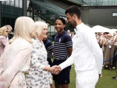 BRITANCI PROČITALI SA USANA ŠTA JE KRALJICA REKLA ĐOKOVIĆU! Novak pokušao da sakrije detalje razgovora, ali sve je otkriveno! Evo šta je Kamila poručila Srbinu BRITANCI PROČITALI SA USANA ŠTA JE KRALJICA REKLA ĐOKOVIĆU! Novak pokušao da sakrije detalje razgovora, ali sve je otkriveno! Evo šta je Kamila poručila Srbinu