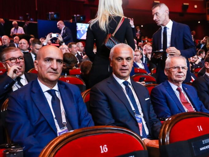 Frenklin Tebo Učena