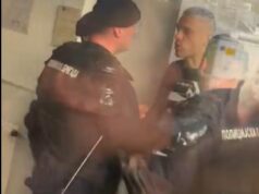 ISPLIVAO NOVI SNIMAK SUKOBA JOVANOVIĆA I POLICIJE! Golman Partizana u centru pažnje na Banjici, pogledajte šta se tačno desilo! (FOTO) VJZLxBG8