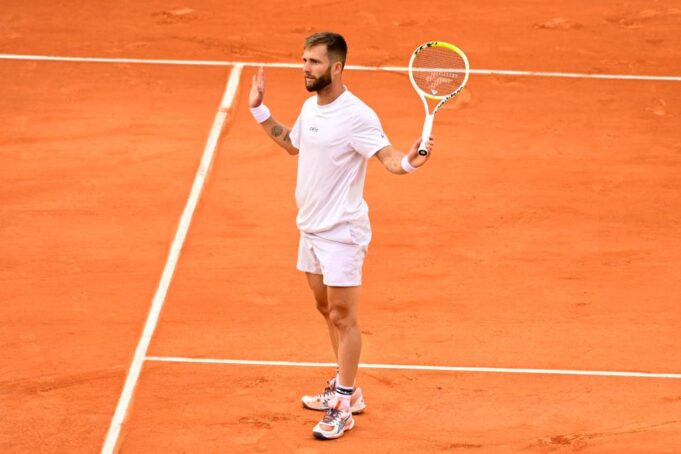 ĐOKOVIĆEV NAREDNI RIVAL JE KONTROVERZNI FRANCUZ: Tukao se sa rivalom, trenirao ga Srbin, a spavao je u Nadalovom dresu