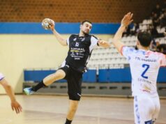 CRNO-BELI NASTAVILI SA POBEDAMA: Rukometaši Partizana savladali Obilić VlG6W4k8
