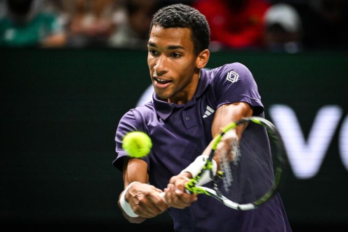 ZAVRŠNI TURNIR U TORINU: Ože-Alijasim posle preokreta pobedio Šeltona