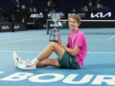 SENZACIJA U MELBURNU – MLADI SLOVENAC OSVOJIO AUSTRALIJAN OPEN: Svako dete sanja o ovome! SENZACIJA U MELBURNU - MLADI SLOVENAC OSVOJIO AUSTRALIJAN OPEN: Svako dete sanja o ovome!