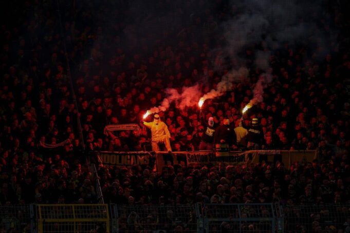 BRUTALNA-TUCA-NAVIJACA-I-POLICIJE-PRED-NAJVECI-DERBI-Svako-ispricao.jpeg profimedia-0763152297jokan.jpg