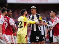 ARSENAL OBEZBEDIO POZICIJU DVA: Tobdžije srušile Njukasl, drama u borbi za mesta koja vode u Ligu šampiona yJ51D3ZJ