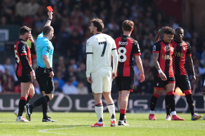 VRACA-SE-NA-TEREN-Fudbaleru-Bornmuta-Evanilsonu-ukinuta-suspenzija-od.jpg VlG6Daa8