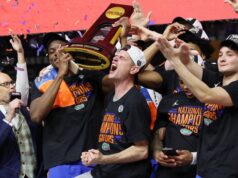 NEVIĐENA DRAMA U VELIKOM FINALU! Florida posle ludog preokreta srušila Hjuston i postala NCAA šampion! Dugo će se pričati o poslednjem napadu na utakmici! o8Wy647J