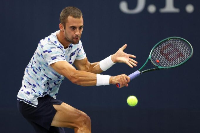 LASLO IZBACIO ČETVRTOG NOSIOCA: Đere posle preokreta izborio plasman u četvrtfinale turnira u Buenos Ajresu