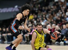 FANTASTIČNE VESTI ZA PARTIZAN I ZVEZDU: Hejs – Dejvis uz zvuk sirene doneo neverovatnu pobedu Fenerbahčeu protiv Pariza – Francuzi izgubili dobijen meč! yJ51XBwJ
