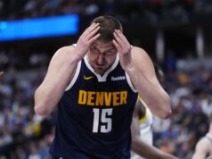 JOKIĆ RAZOČARAN SAIGRAČIMA POSLE TEŠKOG PORAZA: Evo šta je Nikola rekao u svlačionici Nagetsa! neRMXEwJ