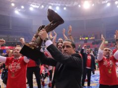 ZVEZDA SE OKUPILA POSLE OSVAJANJA KUPA: Crveno-beli u kompletnom sastavu odradili prvi trening pred Žalgiris, vratio se i kapiten! dlvvpoBl