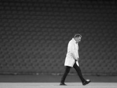 NEOPISIVA TUGA IZ SVETA FUDBALA: Preminuo trener čuvenog kluba, herojski se borio i vodio ekipu 17 dana pre smrti dejan.jpg