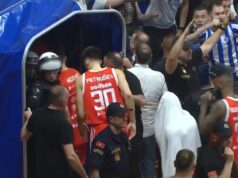 TRENER BUDUĆNOSTI PROGOVORIO O HAOSU U MORAČI: Nije dobro! Razumem navijače, ali ovakve stvari nekada preokrenu situaciju! PJm9kx4J