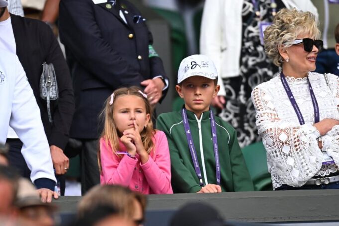 MISTERIOZNA SRPSKA MILIJARDERKA SA STEFANOM I TAROM BODRI NOVAKA! Rođena kao Ubavka, a obogatila se kao Rebeka! Postala je kraljica nafte i gasa!