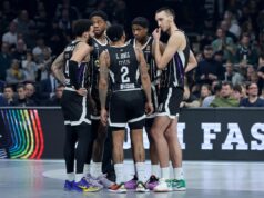 LUDNICA U MILANU! Crno-beli imaju fantastičnu podršku na teškom gostovanju, pogledajte atmosferu u hali! (FOTO) M8PqKY3l