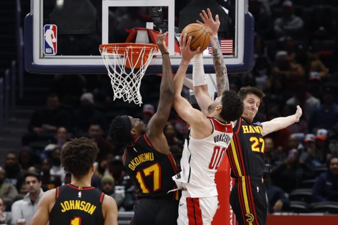 Luka Dončić na utakmici protiv Majamija