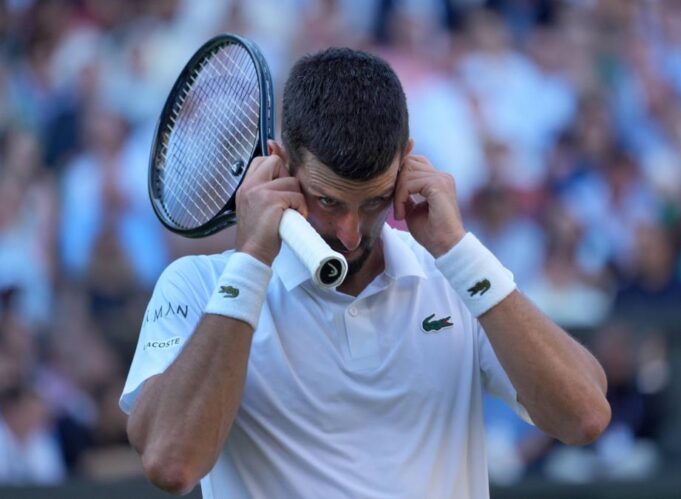 KONTROVERZNI GURU POMAŽE NOVAKU ĐOKOVIĆU DA OSVOJI VIMBLDON 2025!? Frapirao je svet tvrdanjama da kreme za sunčanje izazivaju rak, a nikotin leči autizam