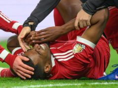 IGRAČ LIVERPULA JE KRIV ŠTO MU JE PROTIVNIK SLOMIO NOGU?! Bizarna izjava trenera koji pokušava da odbrani svog fudbalera: Isak je stavio nogu… Aleksander Isak