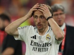 OPŠTI HAOS! Luka Modrić se sukobio sa saigračima u Realu, isplivao prljav veš iz svlačionice nakon debkla od PSŽ-a! MeowgjEe
