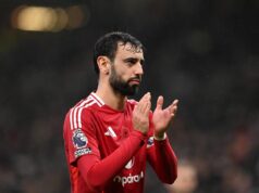 KAKAV ŠAMAR ZA BOGATE ARAPE! Najpoznatiji fudbalski insajder otkriva: Kapiten Junajteda odbio ASTRONOMSKU PONUDU Saudijaca! Ostaje u Evropi! VlG6Grv8