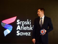 PROMENE NA ČELU ATLETSKOG SAVEZA SRBIJE! Jevrosimović podneo ostavku, poznato ko će ga naslediti! Roni O`Saliven sa sinom i ćerkom
