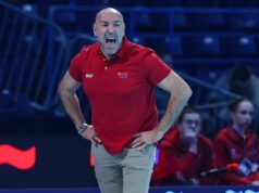 ISPLIVAO SNIMAK HAOSA MEĐU HRVATSKIM VATERPOLISTIMA! Selektor izgubio živce i SOČNO OPSOVAO, da li je ovo trenutak kada je SVE PUKLO?! (FOTO) Vaterpolo