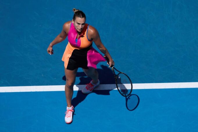 NEMILOSRDNA SABALENKA SVE REDOM GAZI: Arina počistila Kineskinju i izborila plasman u treće kolo Australijan opena! (VIDEO)