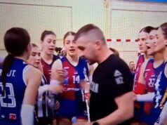 SRAMOTA O KOJOJ SRBIJA BRUJI DANIMA! Trener Partizana vređao i ponižavao igračice usred meča! One se oglasile i sve ostavile bez teksta! Gep1nzX8