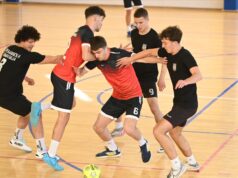 SREDNJOŠKOLCI IGRAJU ZA TITUULU: Počelo Državno školsko prvenstvo u futsalu u Staroj Pazovi j8NQVMBe