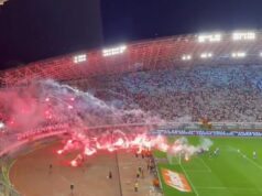 TORCIDA NAPRAVILA NEVIĐENI HAOS NA POLJUDU! Ogorčeni navijači Hajduka vređali svoje igrače, pa ih gađali bakljama zbog sramne eliminacije od Albanaca! Torcida