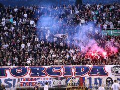 ŠOKANTNO! HRVATSKI FUDBALSKI SUDIJA KOJI JE DELIO OPASNE INFORMACIJE NAVIJAČIMA, VRAĆEN NA SPISAK! Pomagao Torcidi u ratu huligana, sada ponovo može da sudi Fudbaleri Partizana na utakmici protiv AEK-a