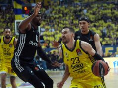 FENERBAHČE PREŽIVEO BORBENI PARIZ I POVEO U ČETVRTFINALU EVROLIGE: Spektakularna utakmica u prepunoj hali u Istanbulu opravdala očekivanja! j8NV4n58