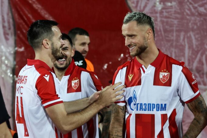 Tiknizjan i Ivanić dali jakne mališanima tokom pljuska
