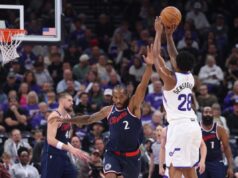 TEŠKA BLAMAŽA BOGDANOVIH KLIPERSA NA OTVARANJU SEZONE! Juta demolirala iskusni tim iz LA, Bogdanović propustio meč! Bogdan Bogdanović u dresu Los Anđeles Klipersa