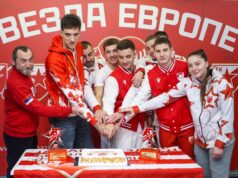 CRVENA ZVEZDA URUČILA PRIZNANJA ŠAMPIONIMA EVROPE: Crveno-bela porodica zna da ceni rad, zalaganje i uspeh! 09102025-Zvezdin-stit-u-Evropi-17-scaled.jpeg
