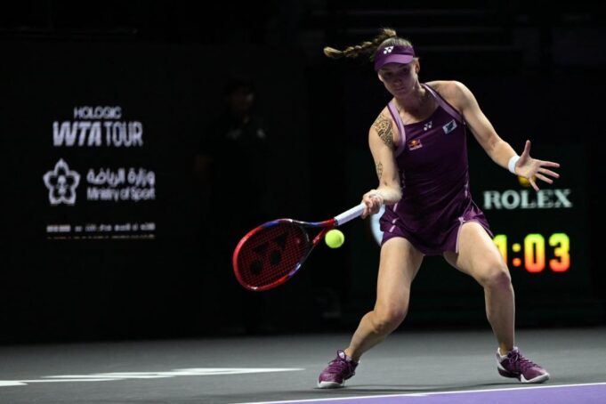 KAZAHSTANKA-POCISTILA-RUSKINJU-Ribakina-u-polufinalu-zavrsnog-mastersa-u-Rijadu.jpg KAZAHSTANKA POČISTILA RUSKINJU: Ribakina u polufinalu završnog mastersa u Rijadu