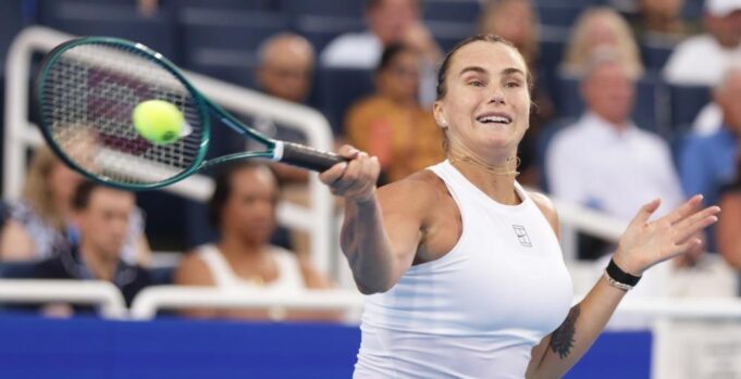 SABALENKA NASTAVLJA KA ODBRANI TITULE: Beloruskinju u četvrtfinalu čeka Ribakina