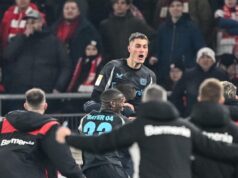 NESTVARAN PREOKRET ŠAMPIONA NEMAČKE: Bajer Leverkuzen pogotkom u nadoknadi vremena pobedio Štutgart u Bundesligi 38yRz7kl