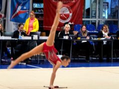TAKMIČENJE U RITMIČKOJ GIMNASTICI „JESENJI KUP“ PROŠLO U SENCI SUMNJI U REGULARNOST: Roditelji uputili prijavu inspekciji Palilula kup 2025- Mila Lukic u sredini, Dunja Savic levo, Bojana Stankovic desno, iz GD Palilula(2).jpg