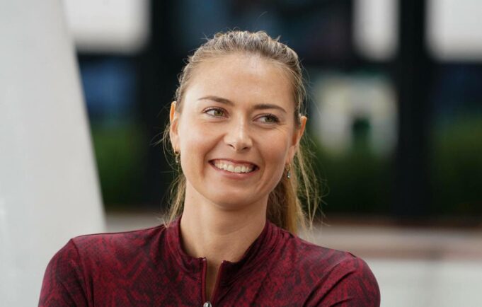 BUM! MARIJA ŠARAPOVA NAJAVILA VELIKI POVRATAK: Legendarna teniserka raspametila fanove, ponovo će se baviti sportom koji obožava! FOTO