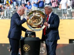 DONALD TRAMP PRISVOJIO ORIGINALAC TROFEJ! Isplivala šokantna informacija: Čelsiju uručena kopija za titulu svetskog klupskog šampiona Screenshot 2025-07-14 122747.jpg