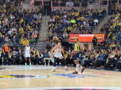 SKANDALOZNA PROVOKACIJA NAVIJAČA FENERBAHČEA! Pogledajte šta su turski navijači poručili tokom meča sa Partizanom Karlik Džons