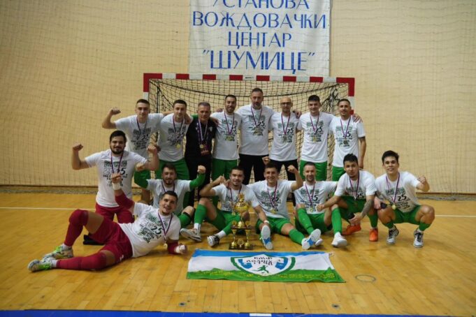 LIGU-SAMPIONA-‘VRATITI-U-‘LAGATOR-KMF-Loznica-grad-2018-putuje.jpg Jakov Vulić FOTO KMF Loznica Grad Marko Anđelić.jpg