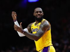Lebron srušio Voriorse | SportArena.rs Luka Dončić i Lebron Džejms