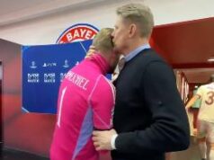 Peter Šmajhel tešio sina pred kamerama 3eMYZoPe