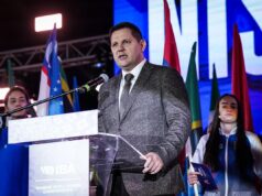 PONOVO IZABRAN NA ZLATIBORU: Nenad Borovčanin dobio treći uzastopni mandat na mestu predsednika Bokserskog saveza Srbije Meow2QNe